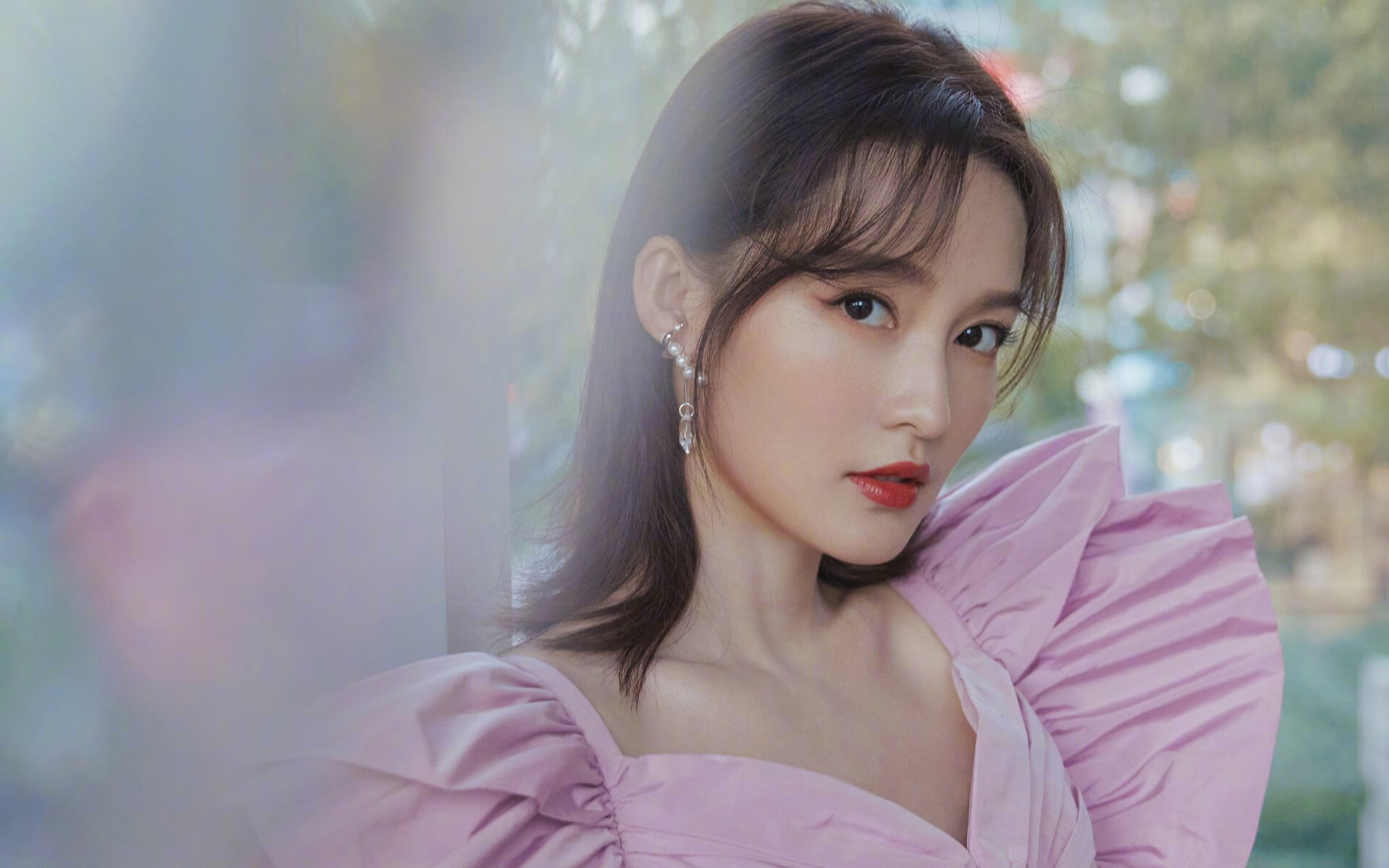 孤胆英雄!阿圭罗两射一传助波兰逆袭蓝衫军团