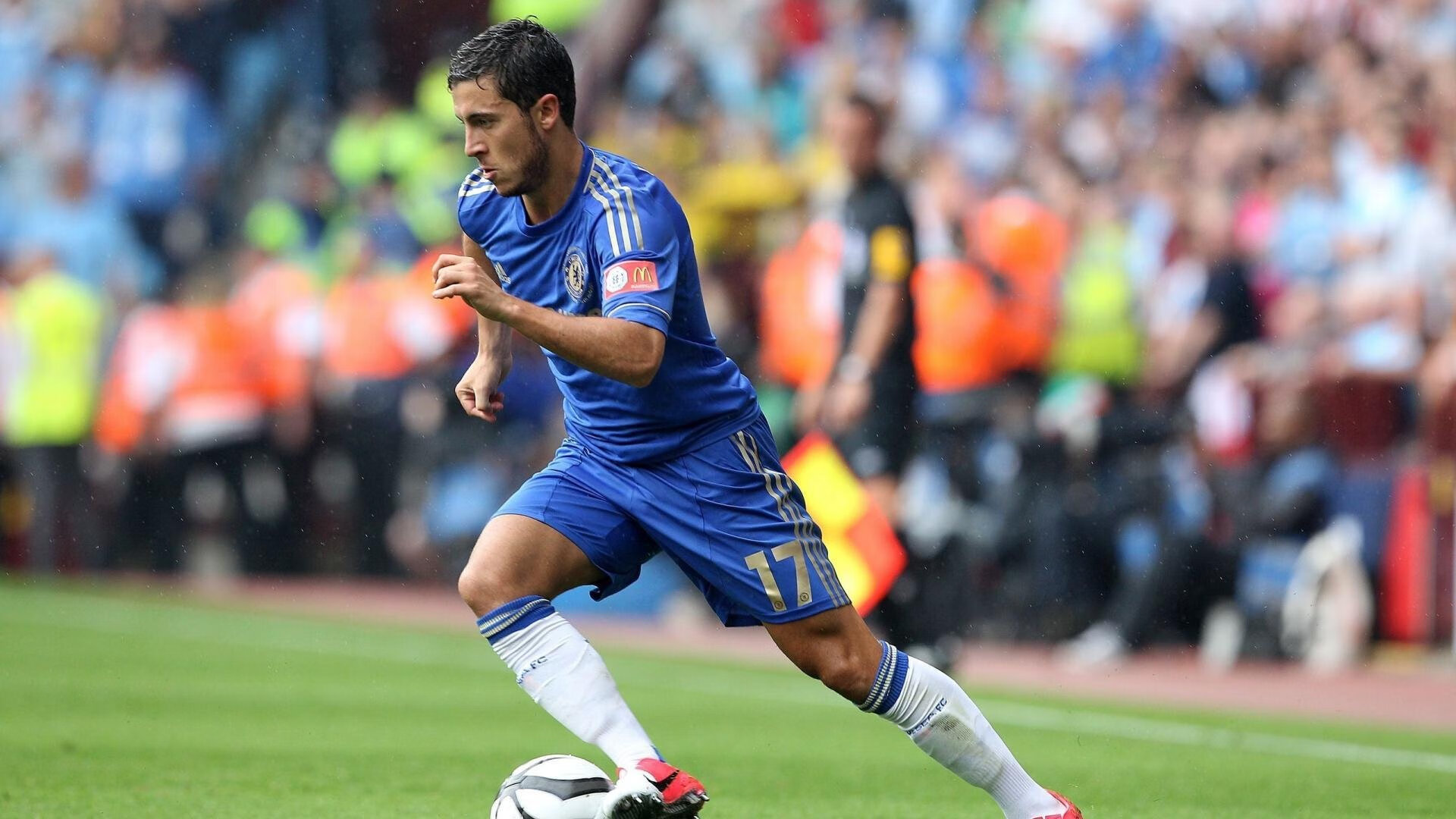 时空裂痕，当欧冠决赛哨响在篮球场