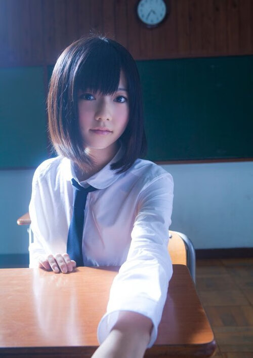 跨界传奇，马刺压制尼克斯，浓眉在西甲国家德比中闪耀