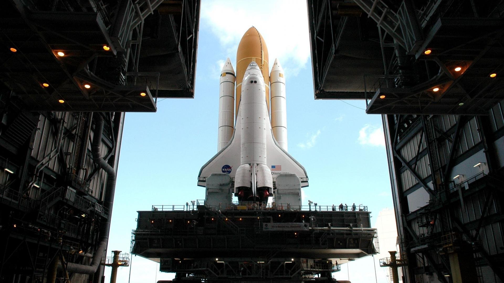 爱游戏下载-恩比德登基之战，当无解个人与完美团队在篮网画布上挥就史诗