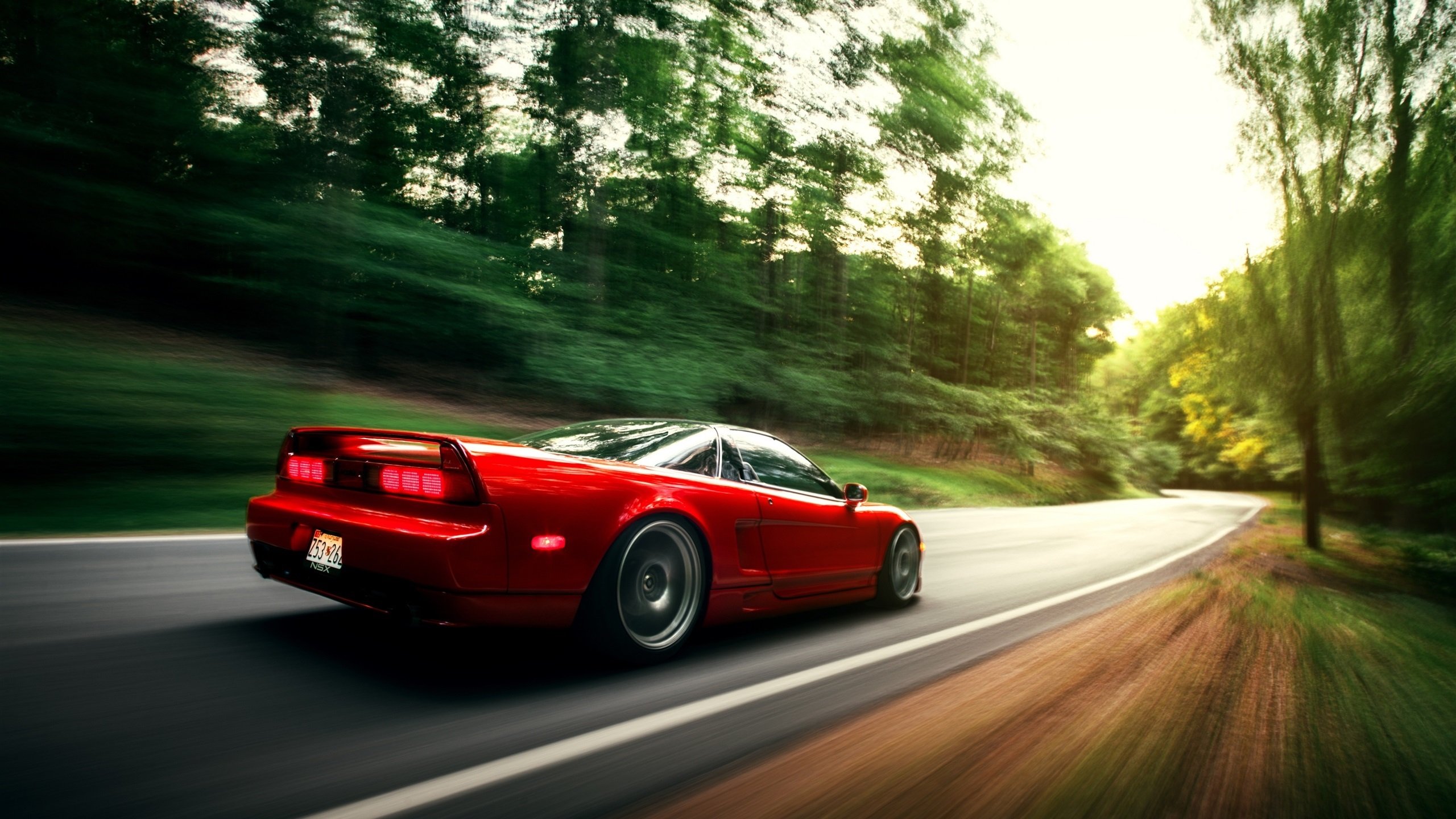 沙特奇兵绞杀红龙，阿圭罗同一夜晚跨越千年里程碑