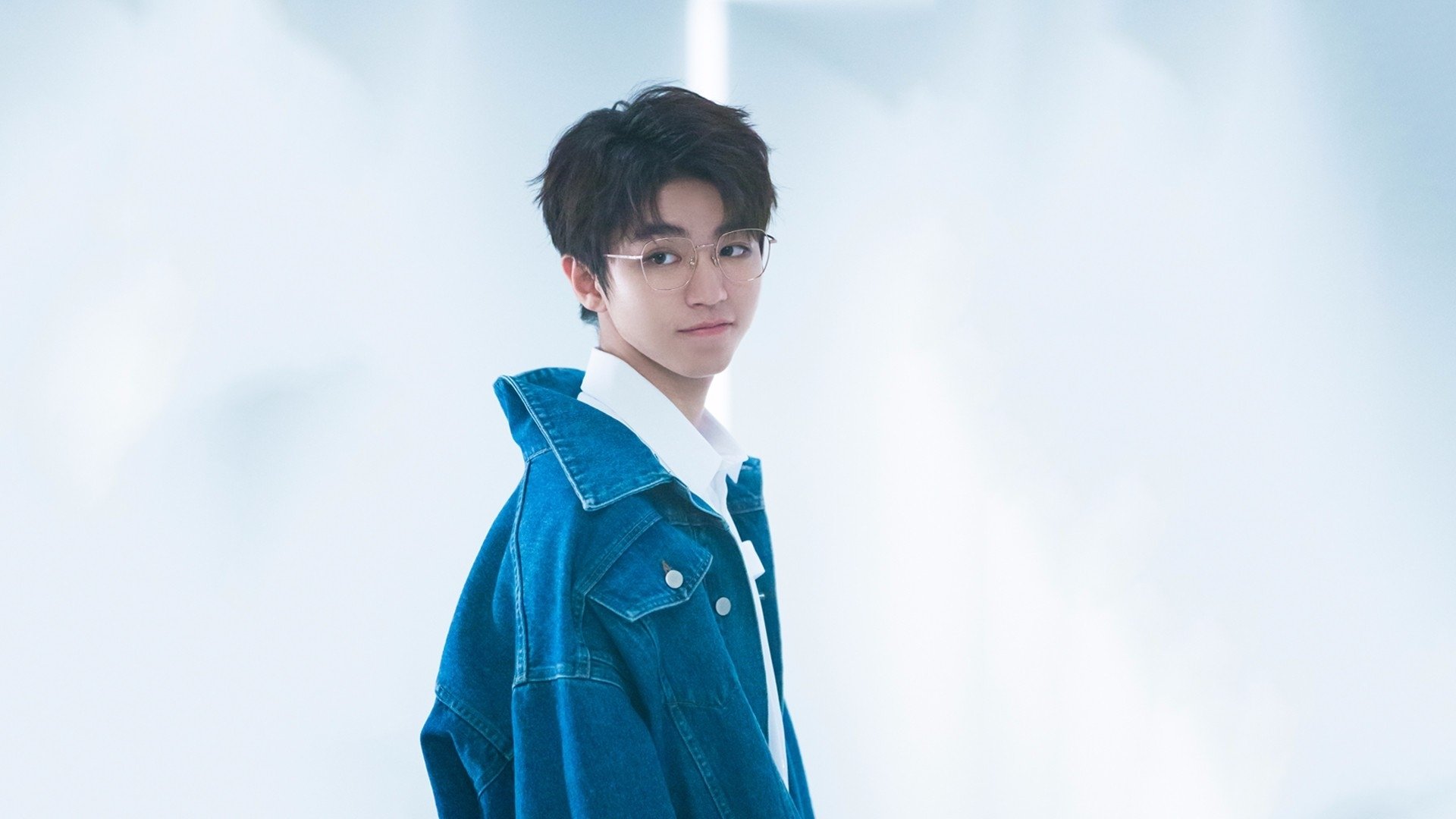 铁骑踏破蓝月，奥斯梅恩爆发，安哥拉如何稳稳拿下曼城